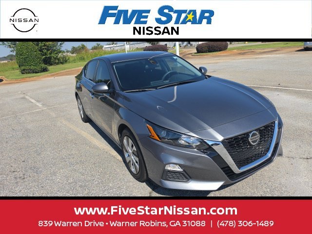 Used 2022 Gray Nissan 2.5 S image 4