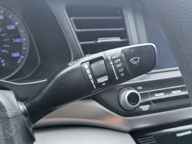 Used 2020 Silver Hyundai SEL image 25