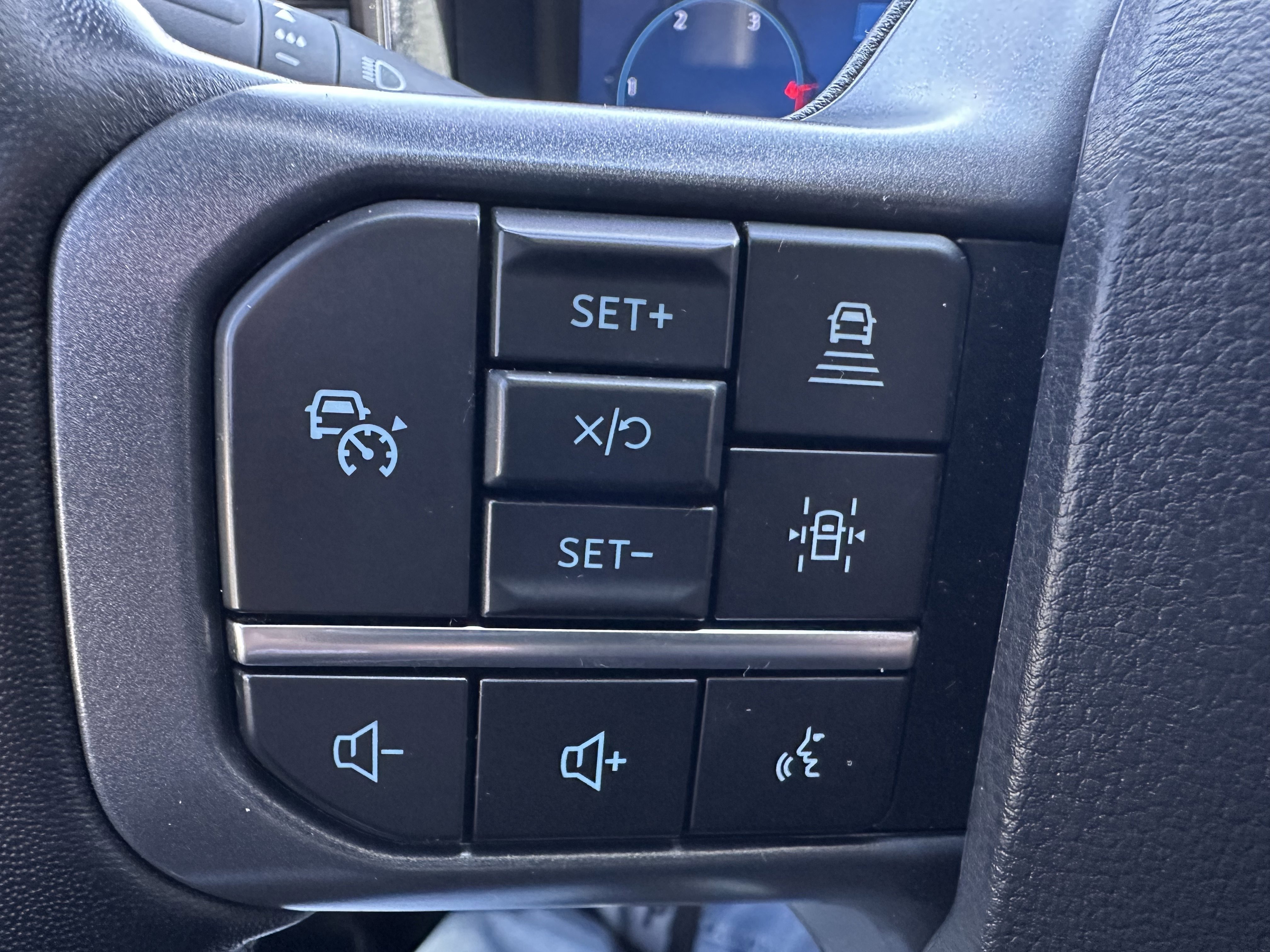 Certified Used 2024 Glacier Gray Metallic Ford LARIAT image 20