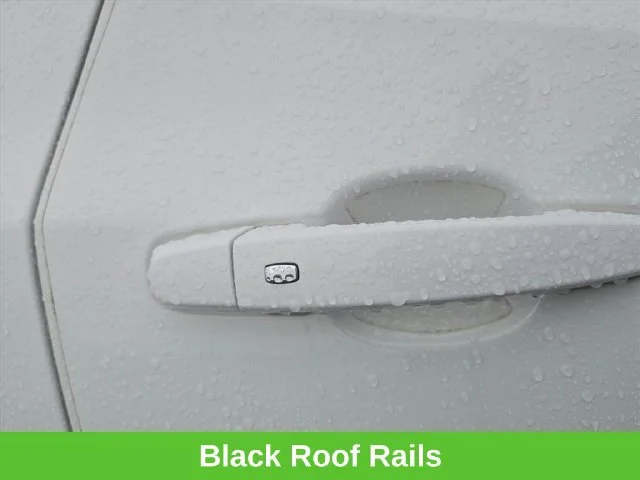 Used 2022 SUMMIT WHITE Chevrolet LT image 20