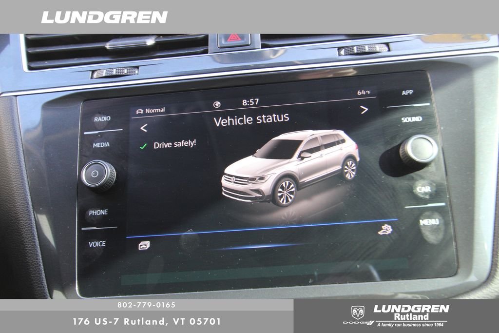 Used 2023 Gray Volkswagen 2.0T SE image 8