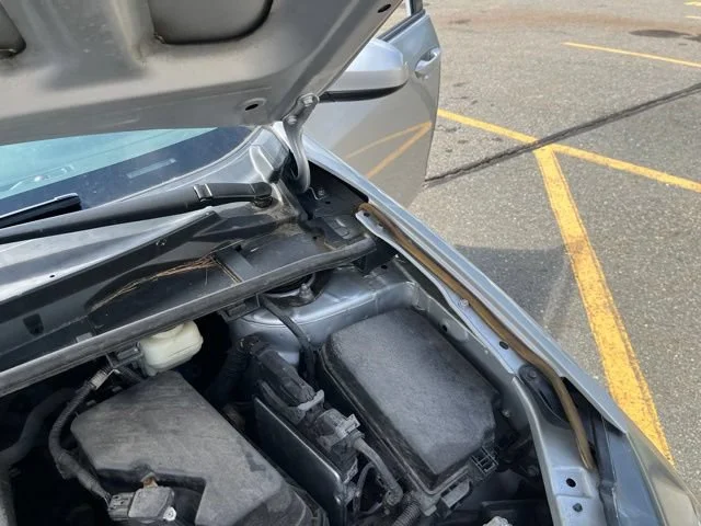 Used 2018 Classic Silver Metallic Toyota LE image 23
