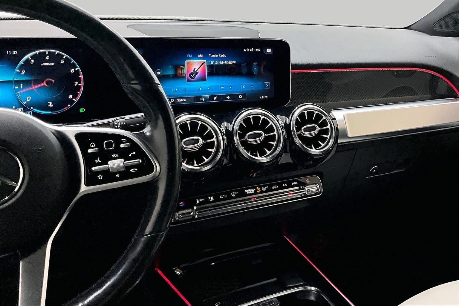 Pre-Owned 2021 Mercedes-Benz GLB 250