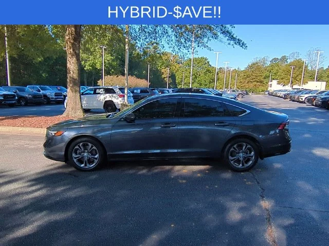 Used 2024 Black Honda EX-L image 2