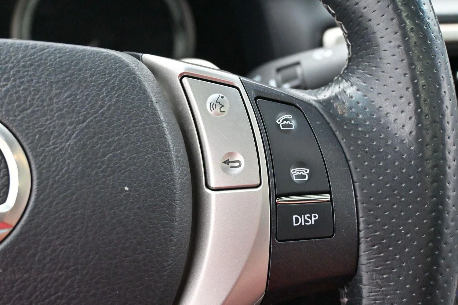 Used 2015 Ultra White Lexus Crafted Line image 19