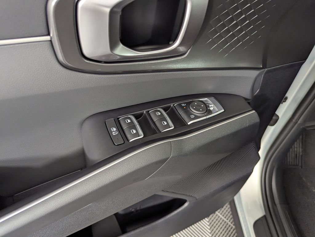 2026 Kia Sorento S - Photo 19