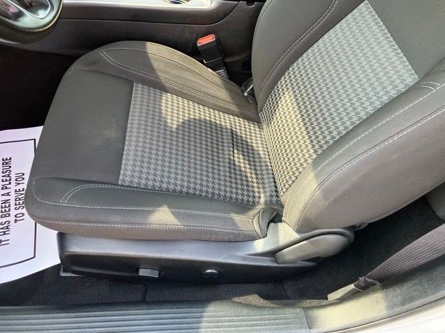 Used 2022 Triple Nickel Clearcoat Dodge SXT image 7