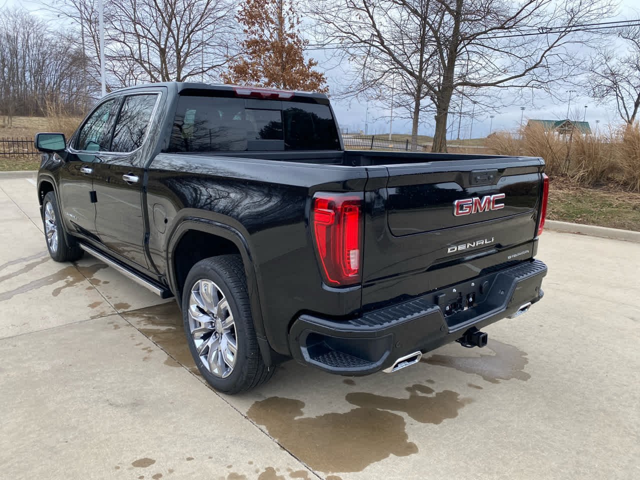 2026 GMC Sierra 1500 Denali - Photo 8