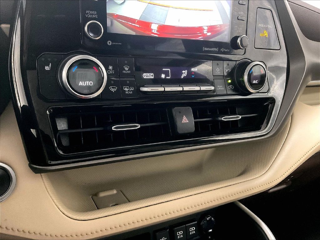 Used 2021 Pearl Toyota XLE image 26