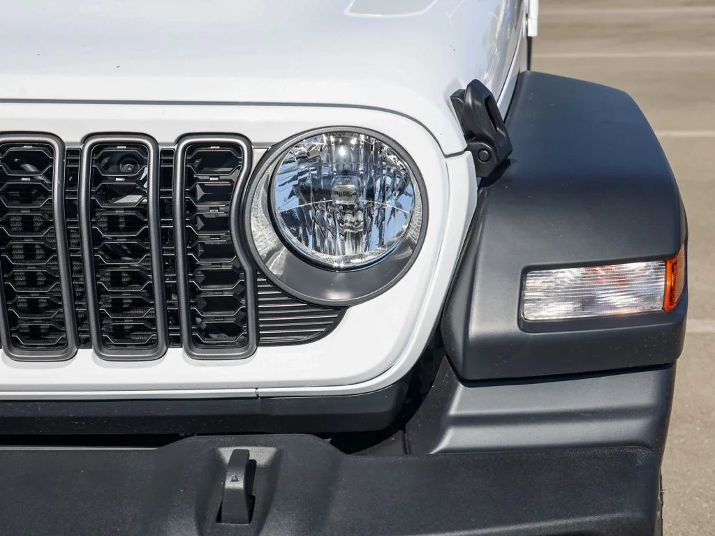 New 2026 Bright White Clear-Coat Exterior Paint Jeep Sport S image 9