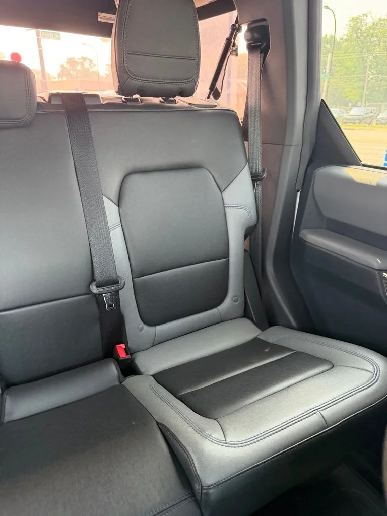 Used 2023 White Ford Black Diamond image 29