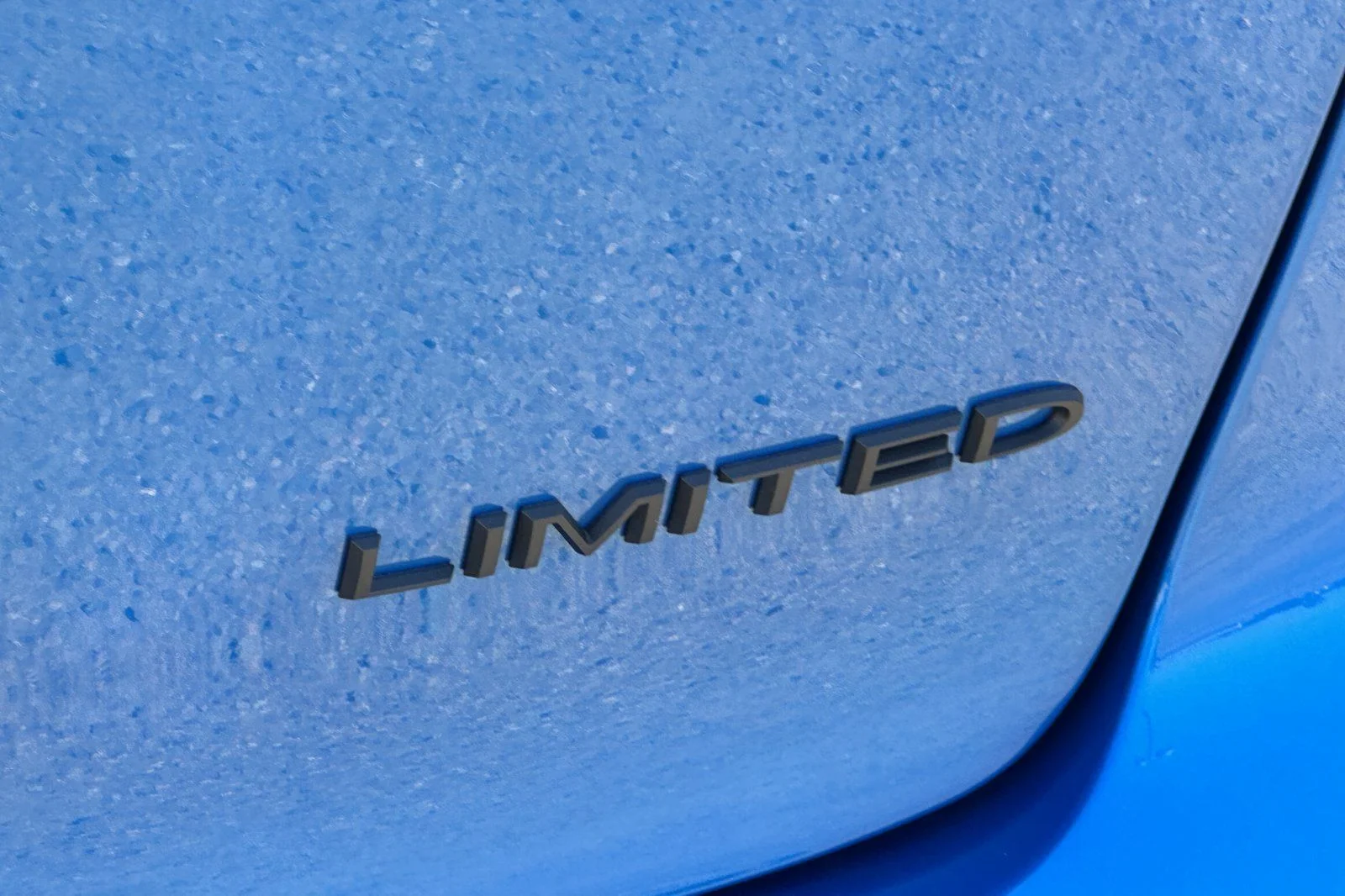 New 2027 Hydro Blue Pearl-Coat Exterior Paint Chrysler Limited image 24