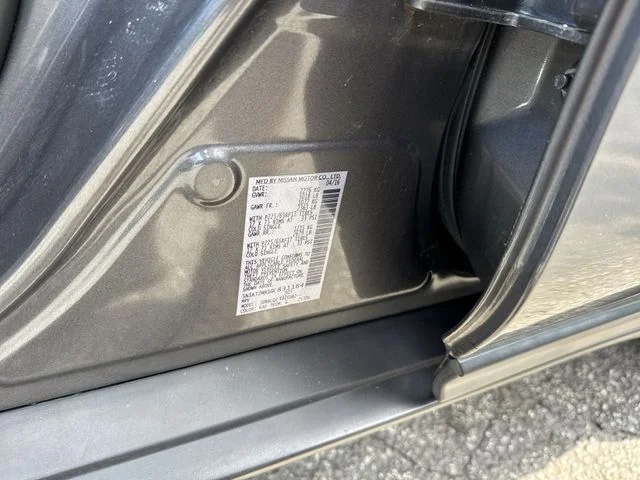 Used 2016 Gray Nissan SV image 35