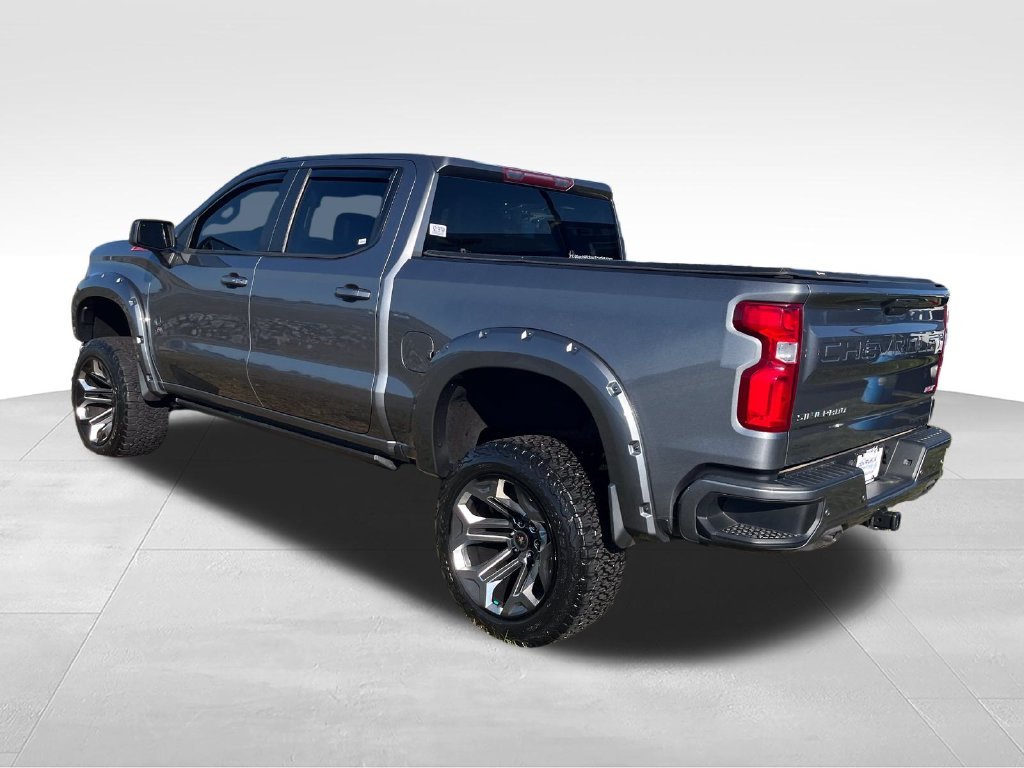 Used 2022 Gray Chevrolet RST image 3