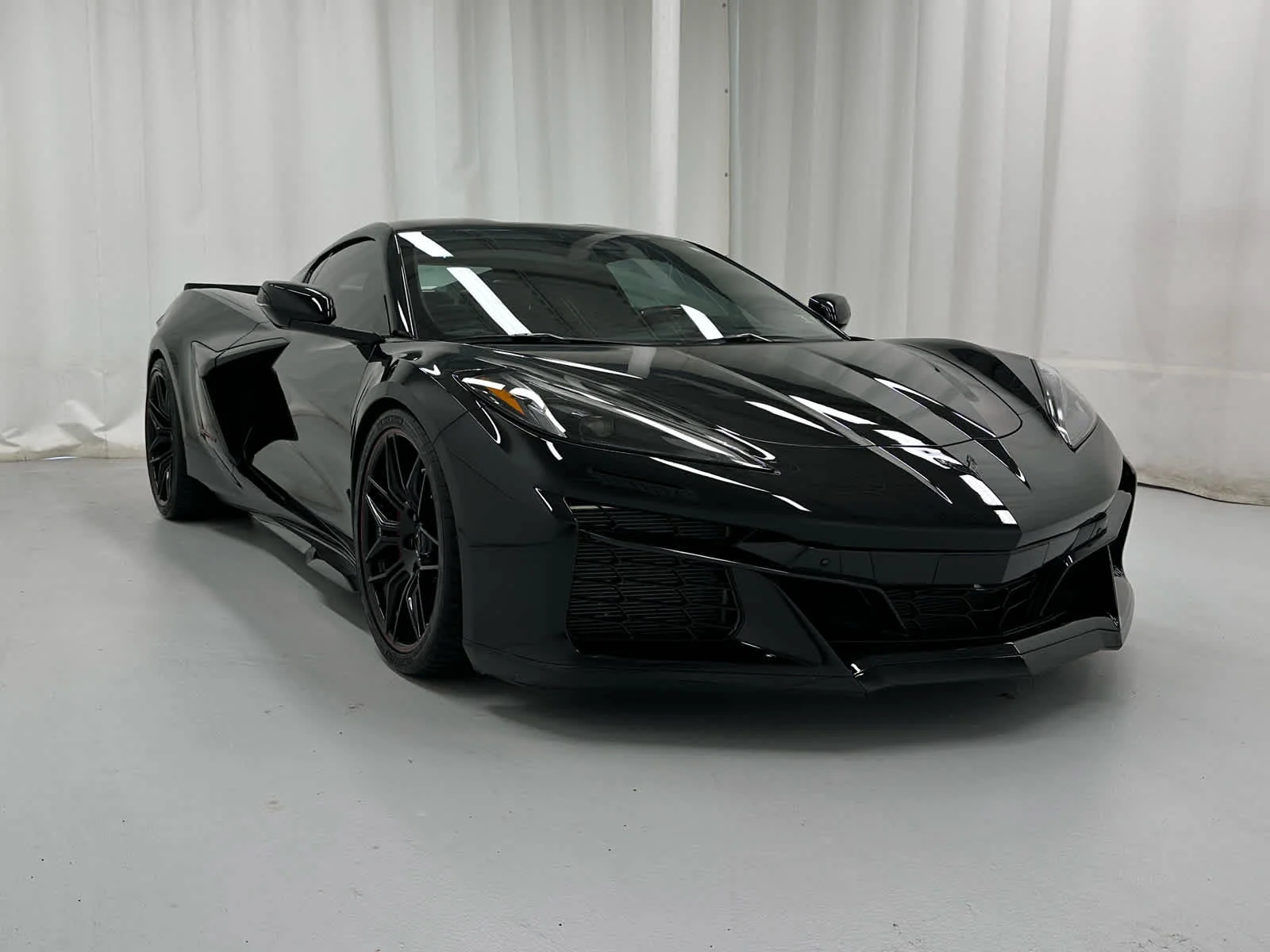 2024 Chevrolet Corvette Z06 Coupe 3LZ's photo
