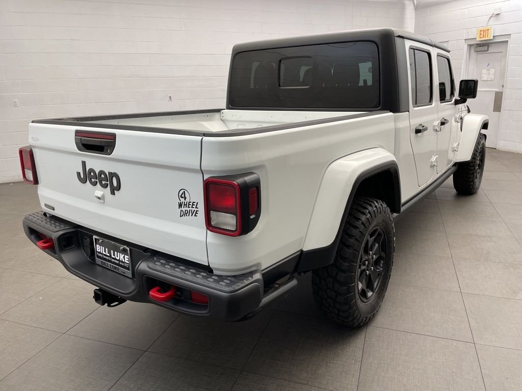 Certified Used 2021 White Jeep Willys image 7