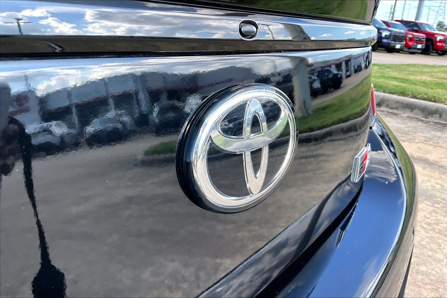 Used 2024 Raven Toyota Premium image 31