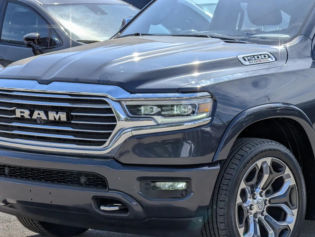 Used 2020 Silver RAM Longhorn - - 4x4 - EcoDiesel V6 - Panoramic Sunroof - Heated Leather Seats & More! image 10