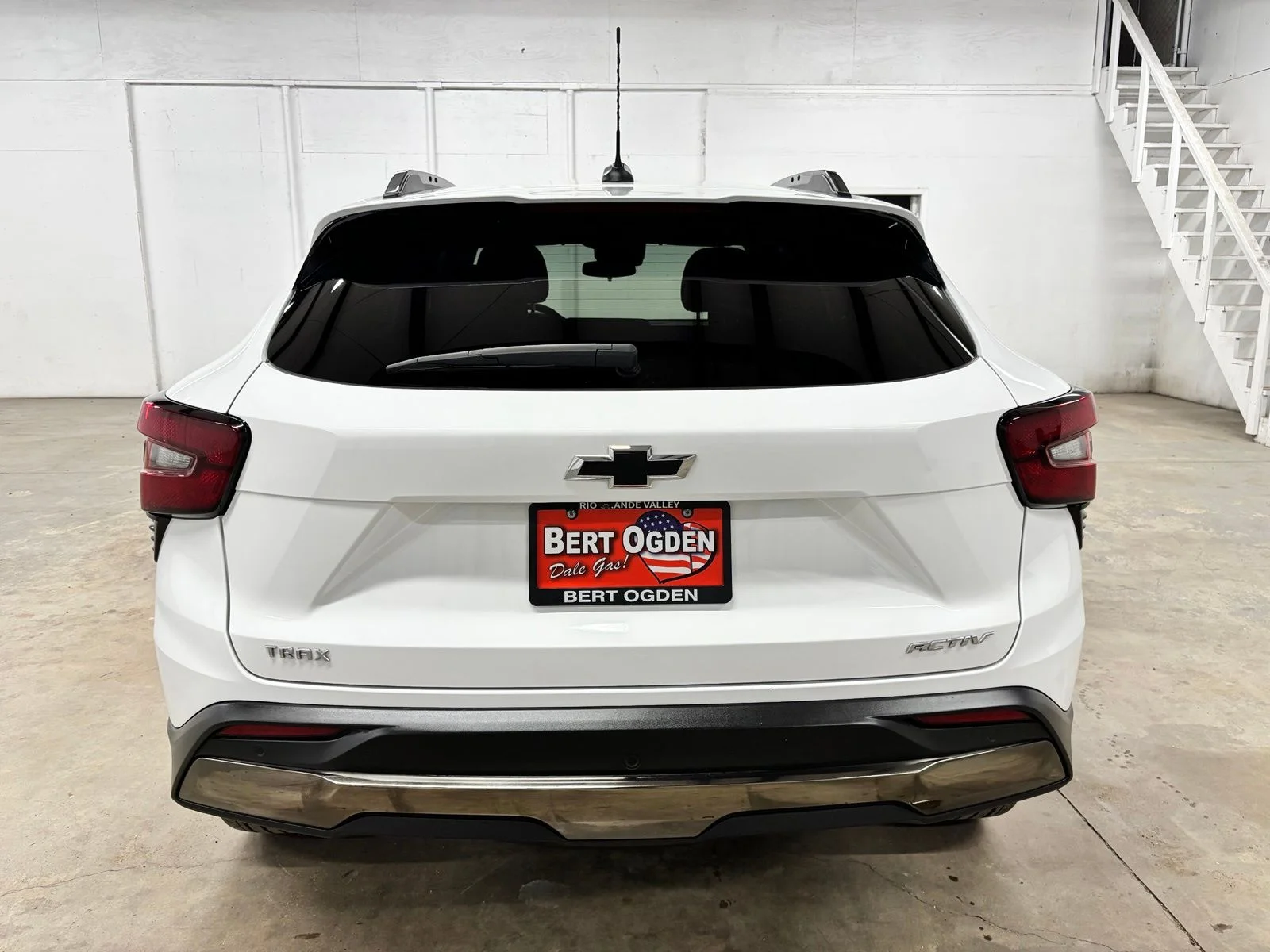 Used 2025 White Chevrolet ACTIV image 6