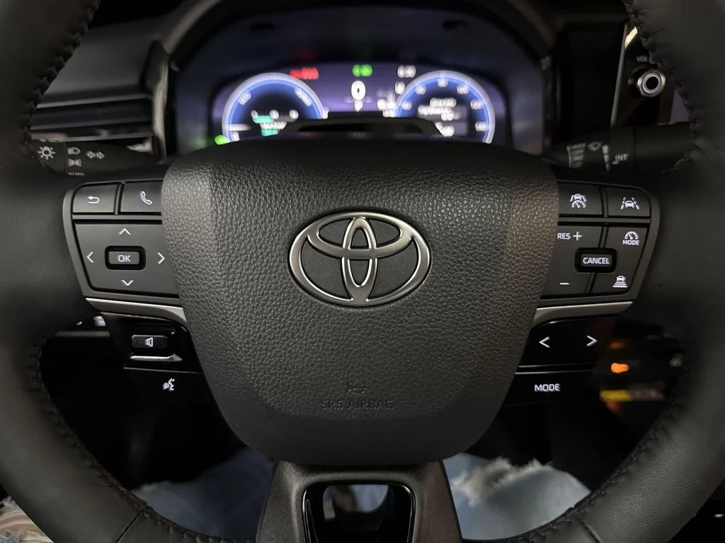 Used 2025 Midnight Black Metallic Toyota XSE image 22