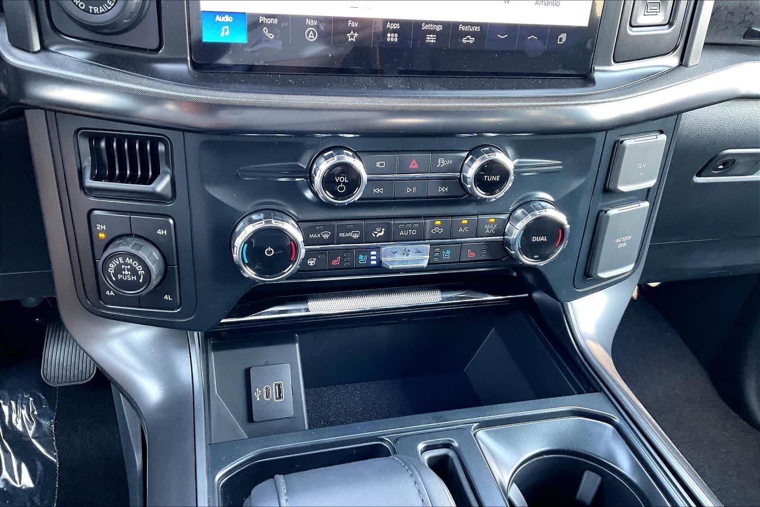 New 2026 Carbonized Gray Metallic Ford Tremor® image 17