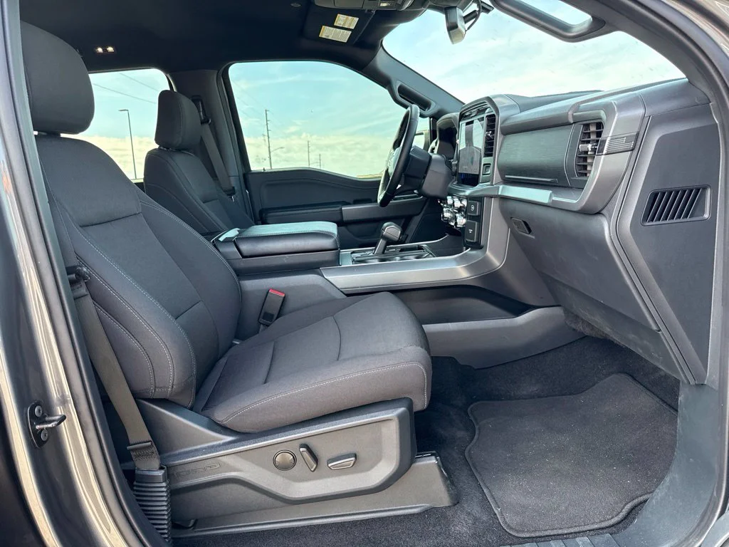 Used 2025 Carbonized Gray Metallic Ford XLT image 10
