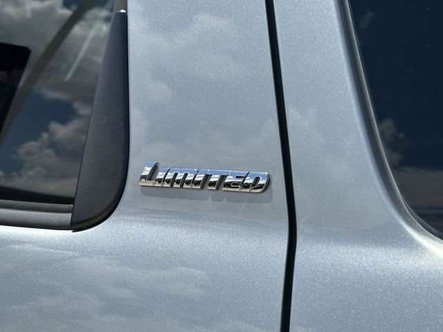 Used 2016 Silver Toyota Limited image 8