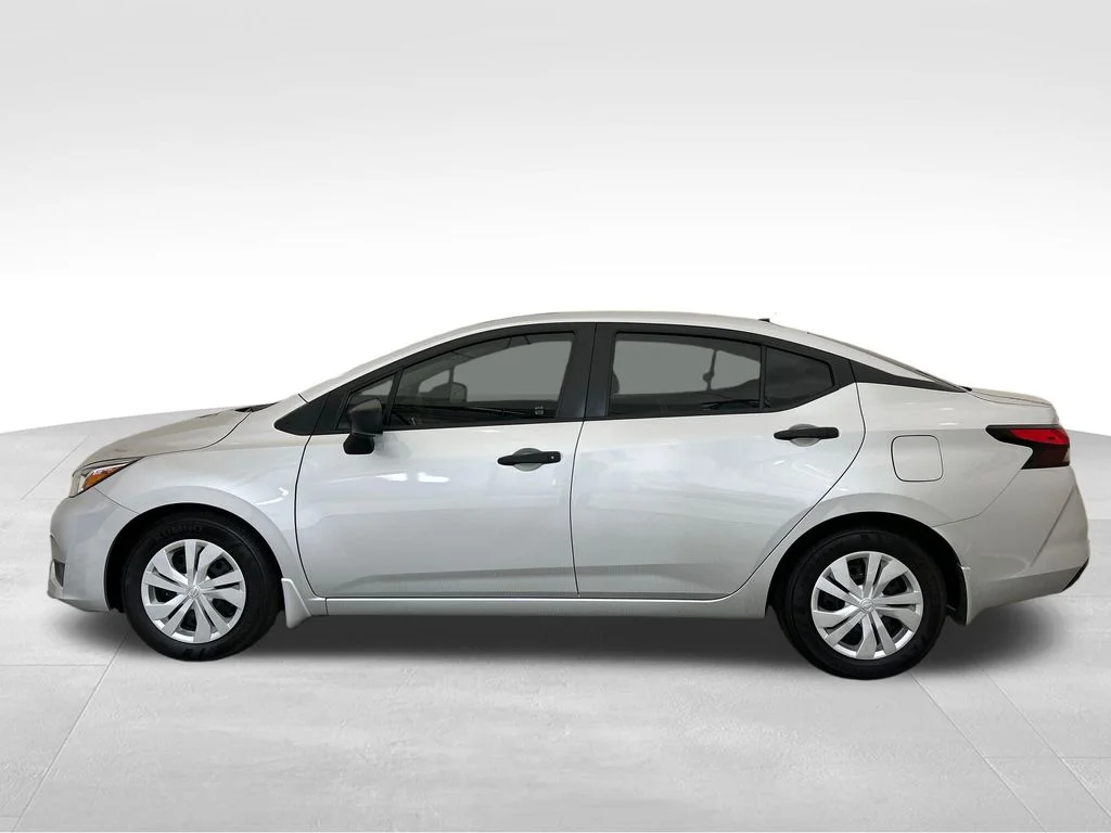 Used 2024 Silver Nissan 1.6 S image 2