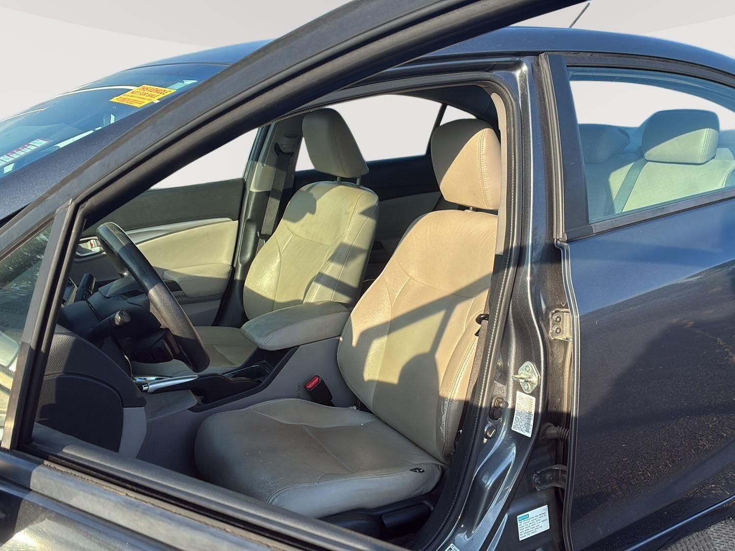 Used 2013 Polished Metal Metallic Honda  image 3