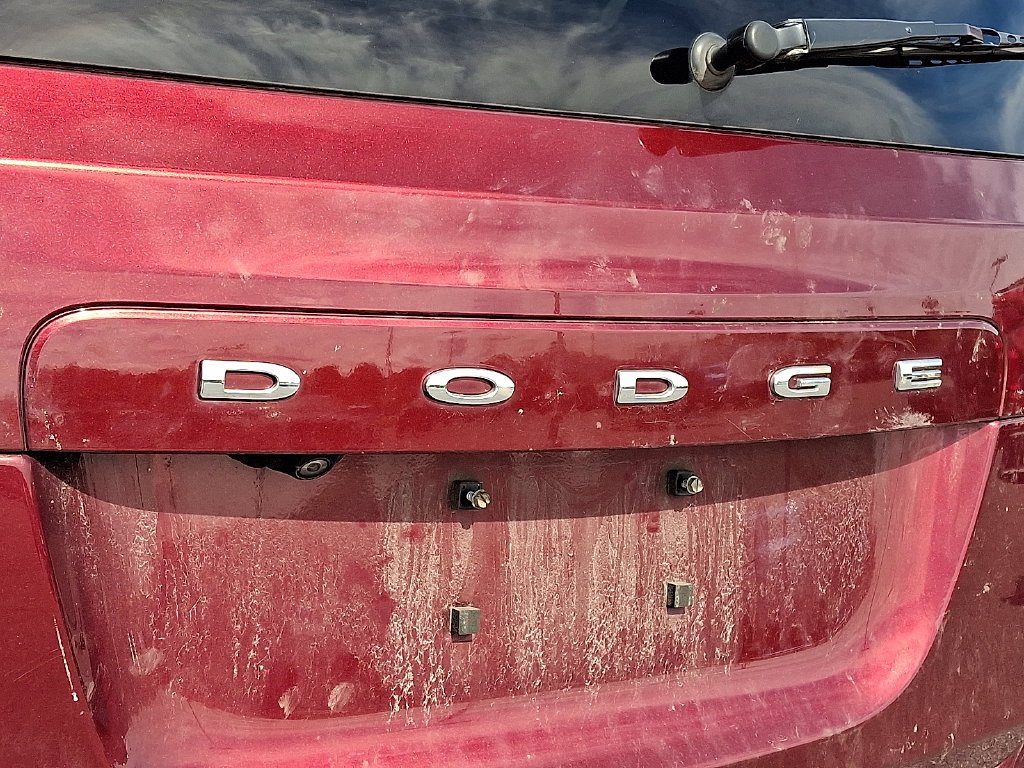 Used 2019 Red Dodge SE image 10