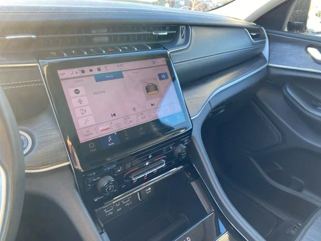 2023 Jeep Grand Cherokee Limited - Photo 13