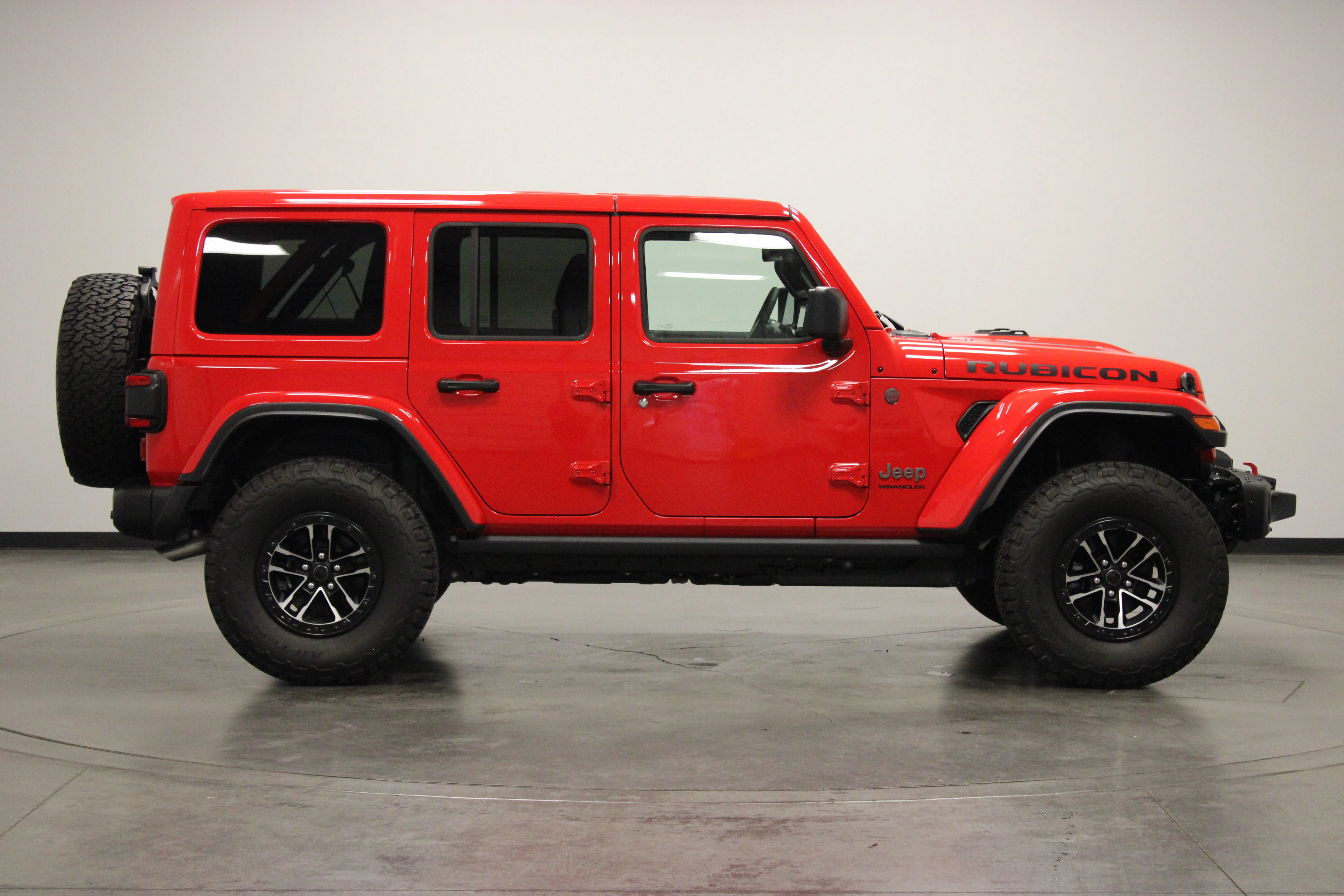 Used 2026 Firecracker Red Clearcoat Jeep Rubicon X image 9