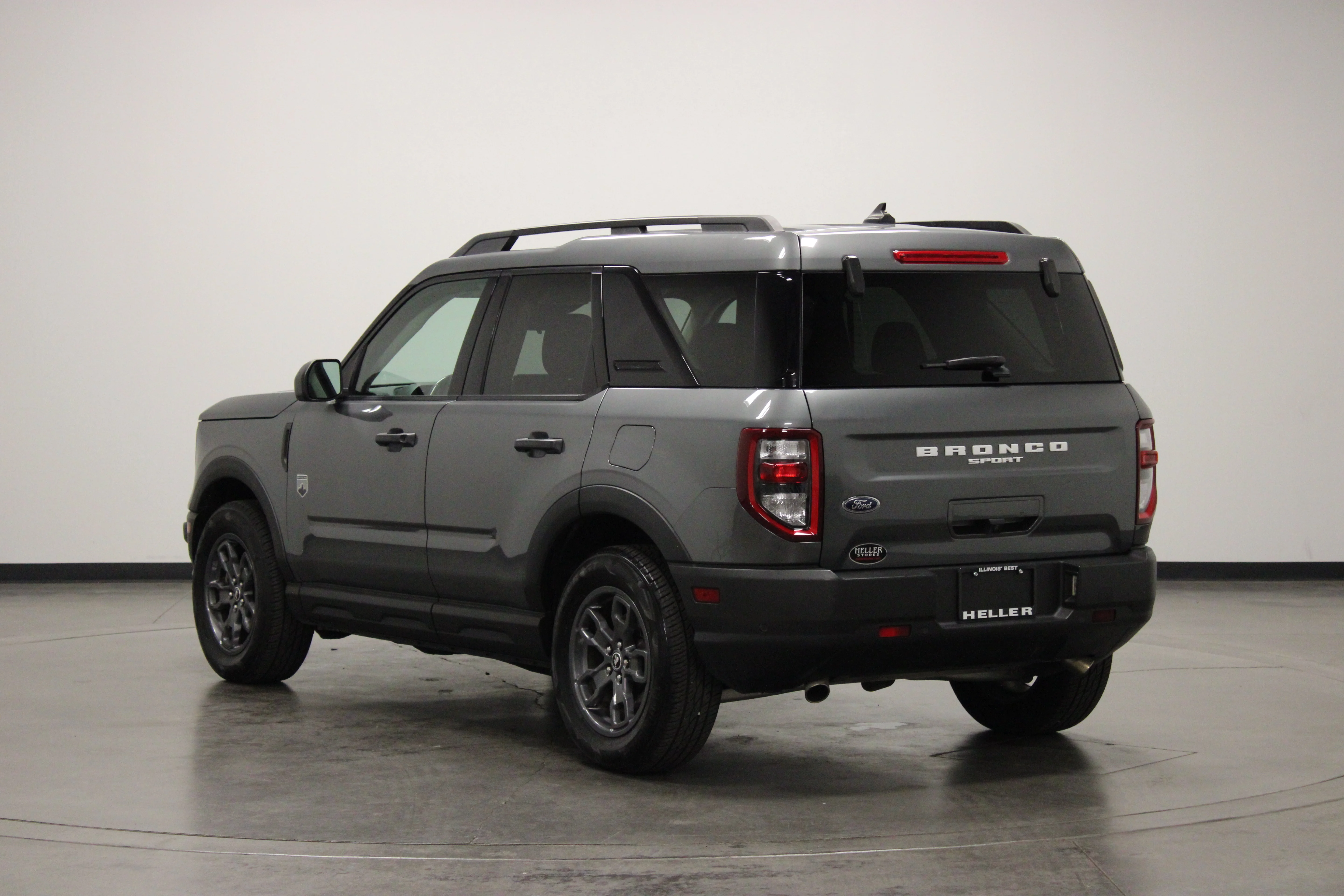 Used 2024 Gray Metallic Ford Big Bend image 6