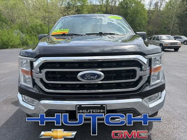 Used 2023 Black Ford XLT image 6