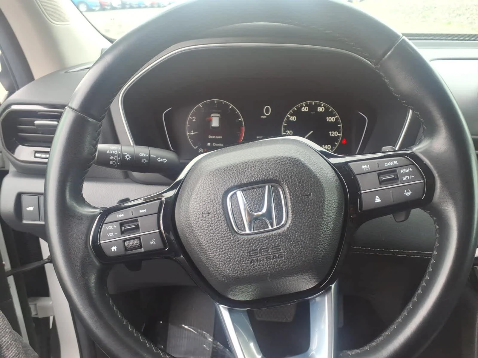 Certified Used 2025 Platinum White Pearl Honda EX-L image 24