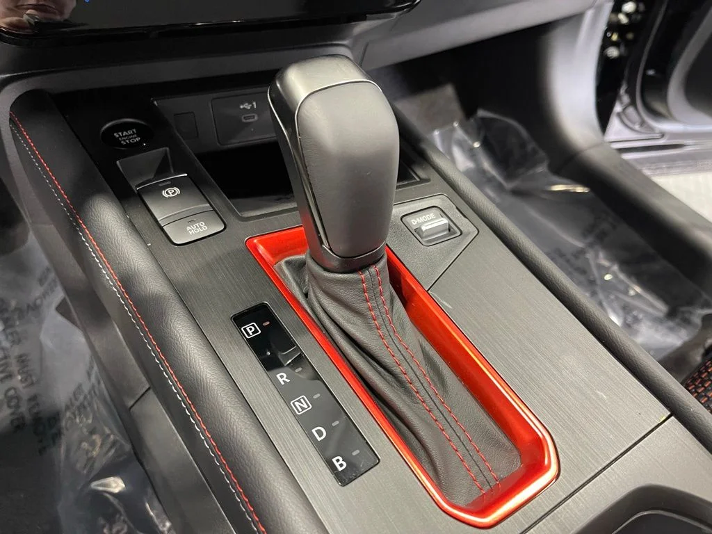 2026 Nissan KICKS SR - Photo 10