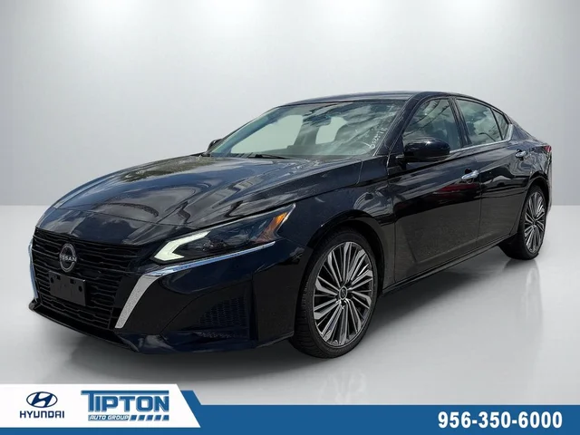 Pre-Owned 2023 Nissan Altima 2.5 SL FWD 4D Sedan