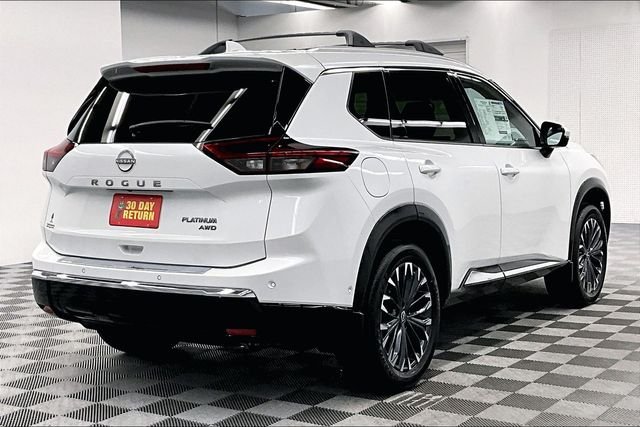 2025 Nissan Rogue Platinum - Photo 17