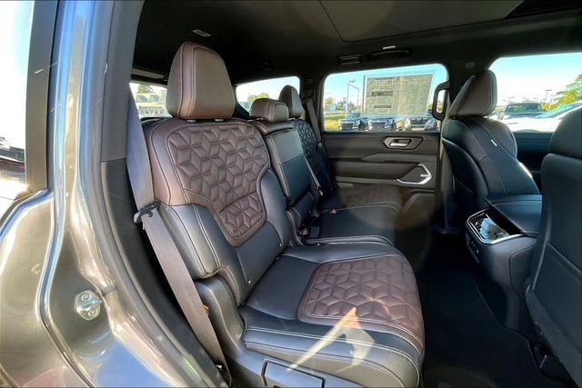 New 2026 Nissan Armada 3.5L TT V6 Platinum Reserve
