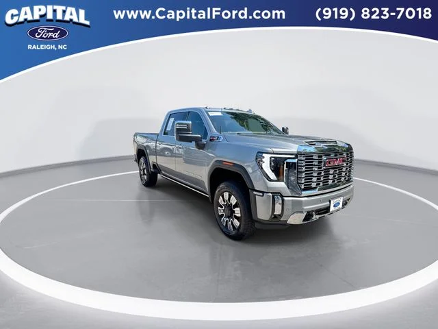 Used 2025 Silver GMC Denali image 2