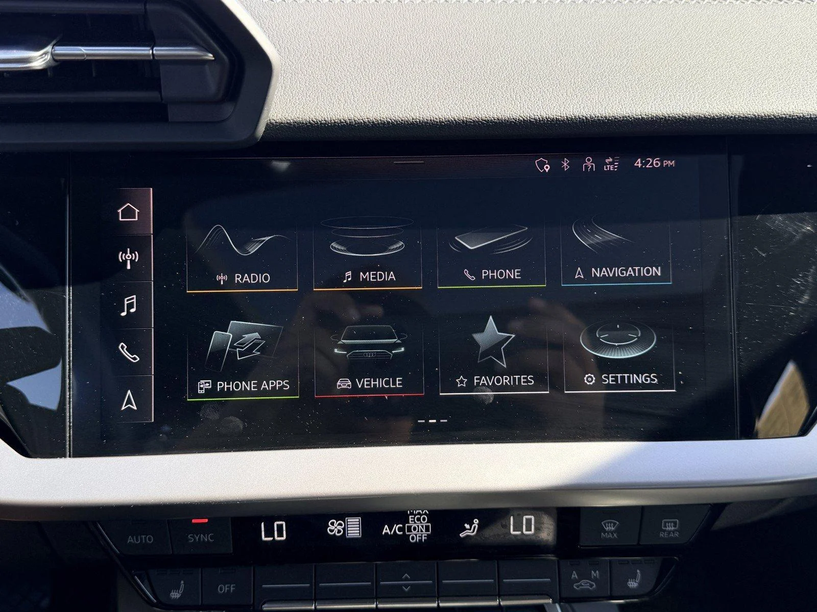 Used 2023  Audi Premium image 17