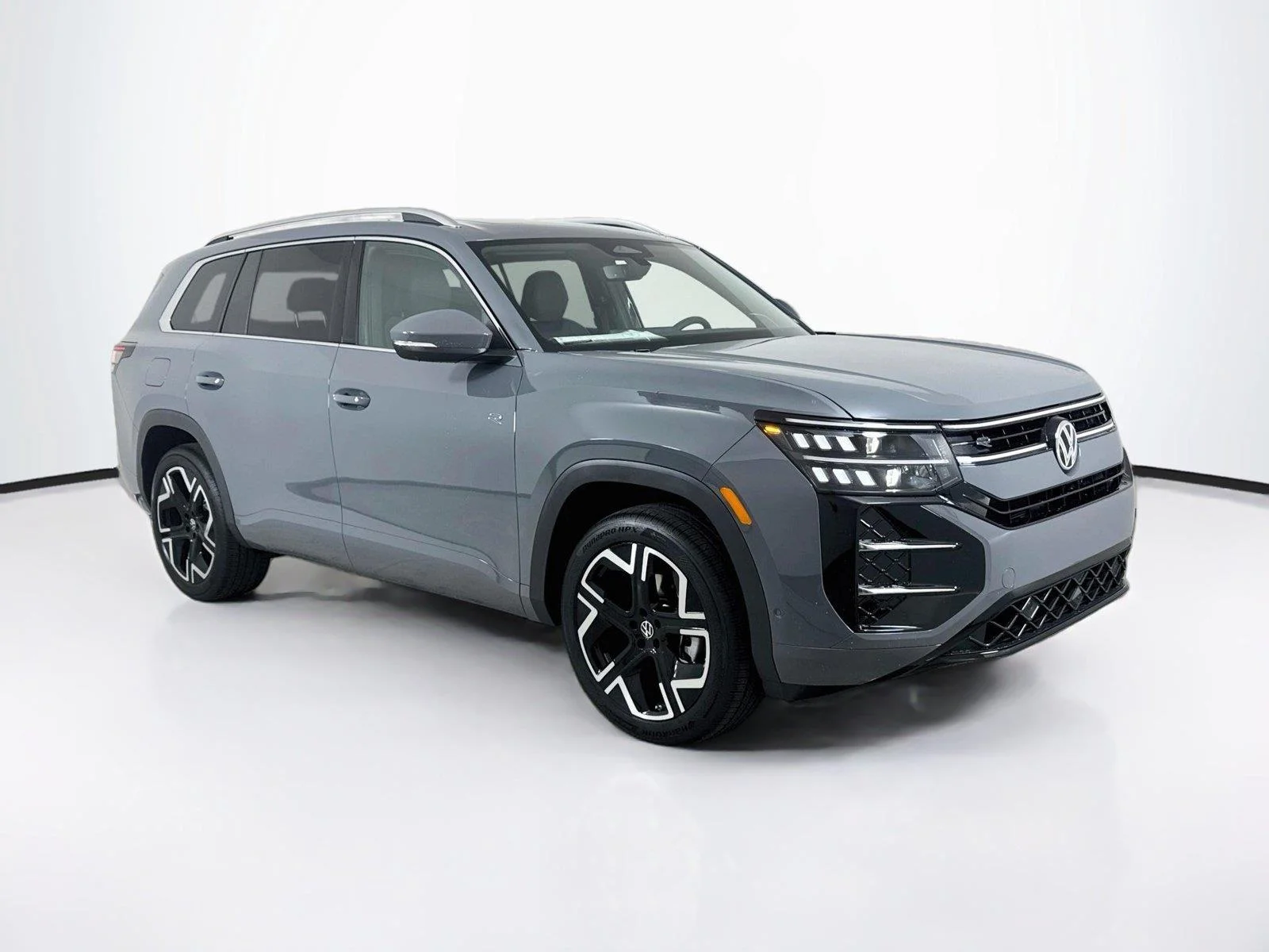 New 2027 Pure Gray Volkswagen SEL Premium R-Line image 6