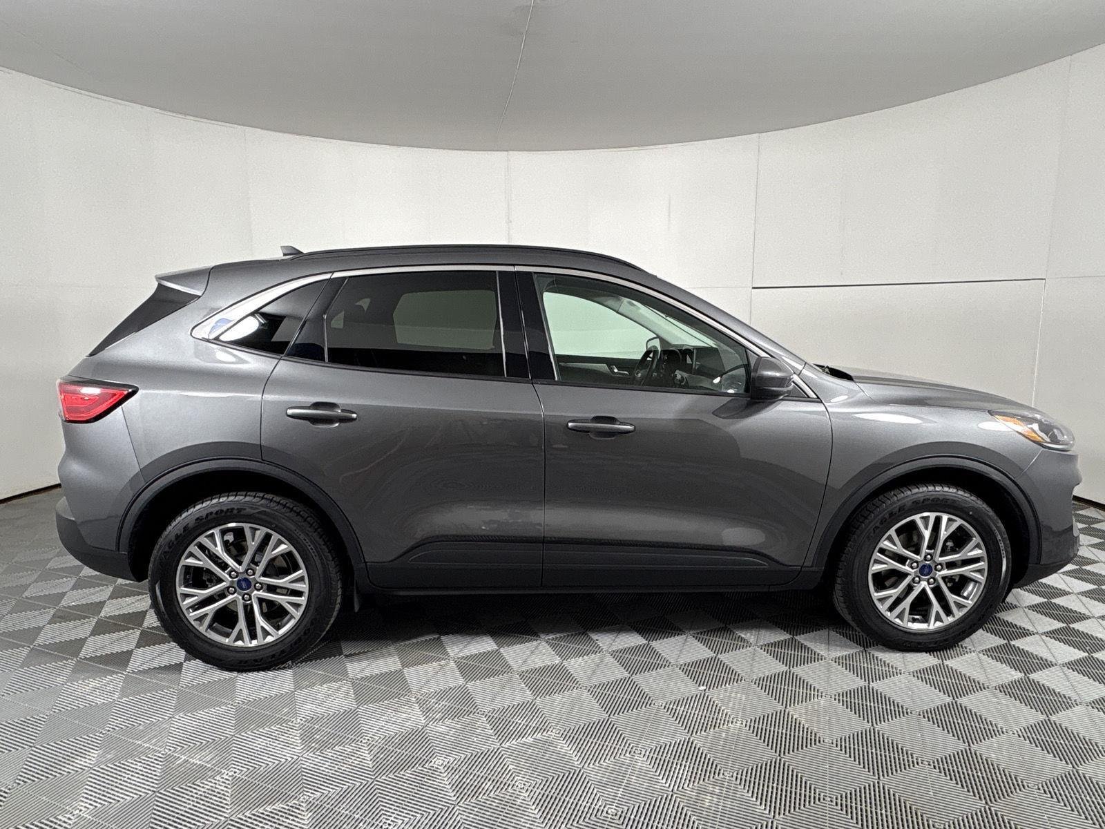 Used 2022 Gray Metallic Ford SEL image 23
