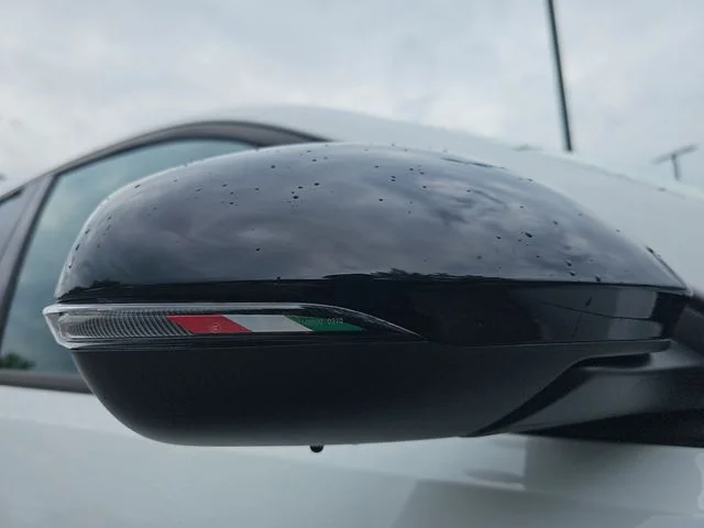 Used 2025 White Alfa Romeo Base image 34