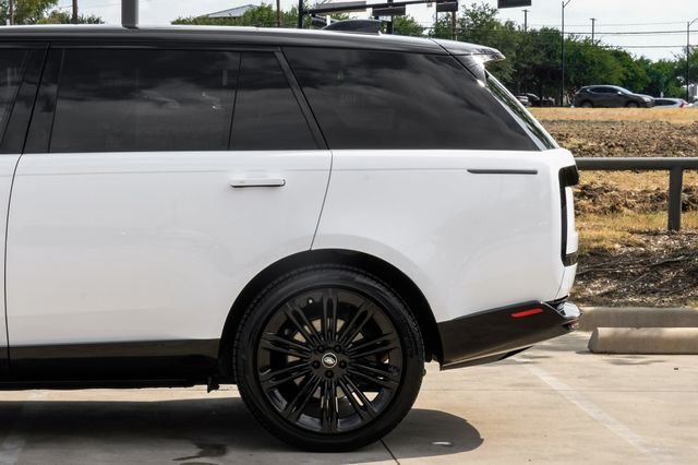 Certified Used 2024 White Land Rover SE image 17