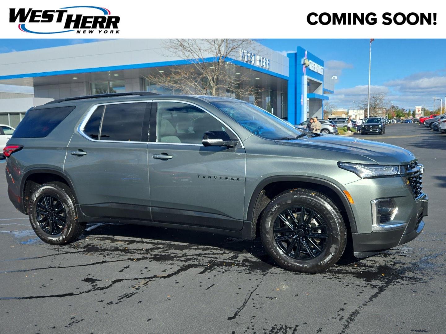 Used 2022 Silver Sage Metallic Chevrolet LT Cloth image 1