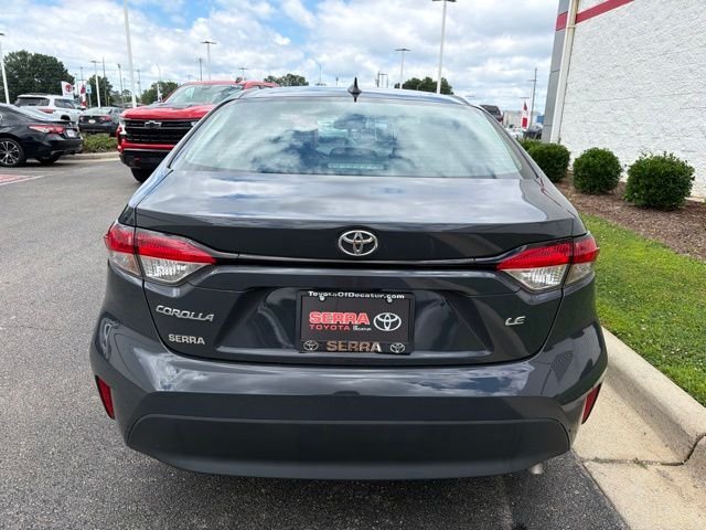 Used 2025  Toyota LE image 8
