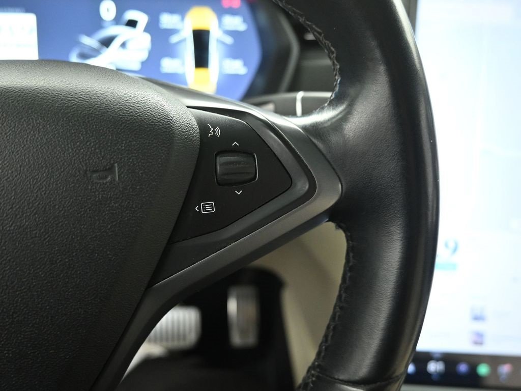 2018 TESLA MODEL X - Image 15