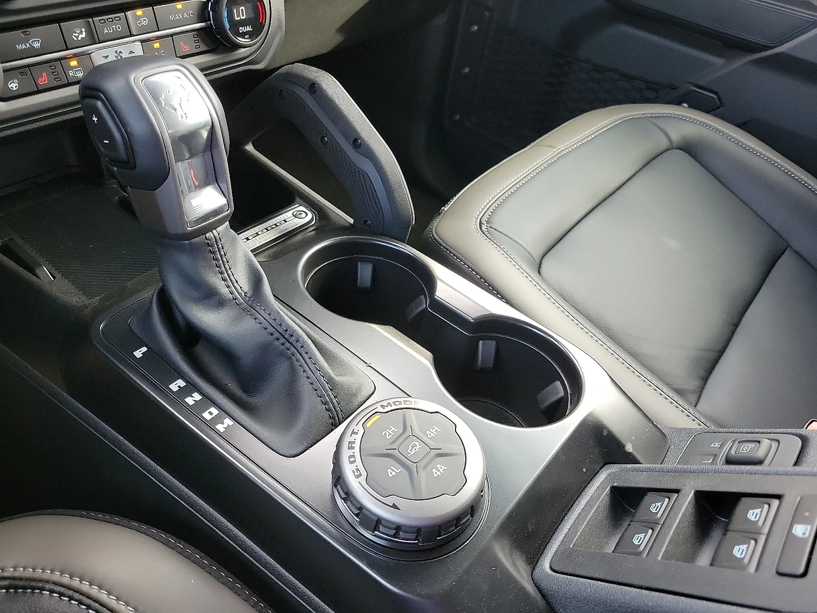 New 2025 Desert Sand Ford Outer Banks&reg; image 17