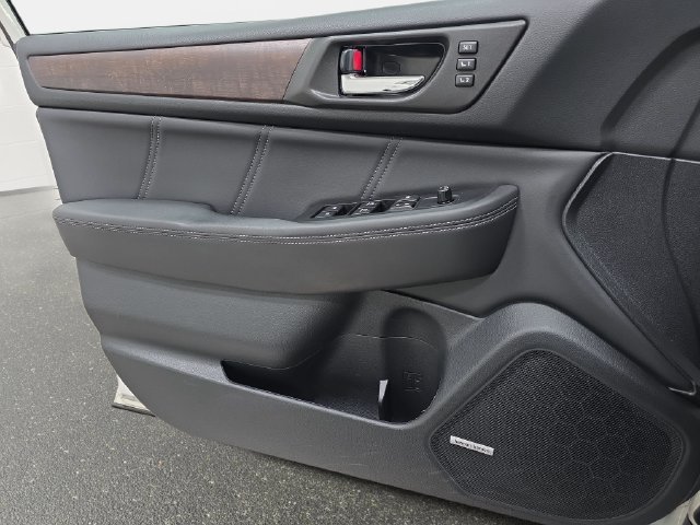 Used 2018 White Subaru 3.6R image 26